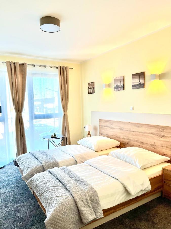 Likedaheim Apartments Rosbach vor der Hohe Exterior photo